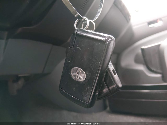 46198135 :رقم المزاد ، JTDKB20U140015324 vin ، 2004 Toyota Prius مزاد بيع