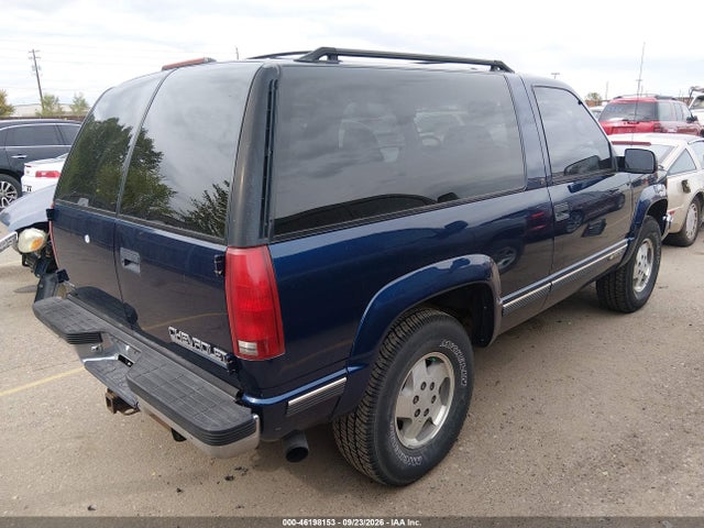 1995 Chevrolet Tahoe K1500 მანქანა იყიდება აუქციონზე, vin: 3GNEK18K5SG106400, აუქციონის ნომერი: 46198153