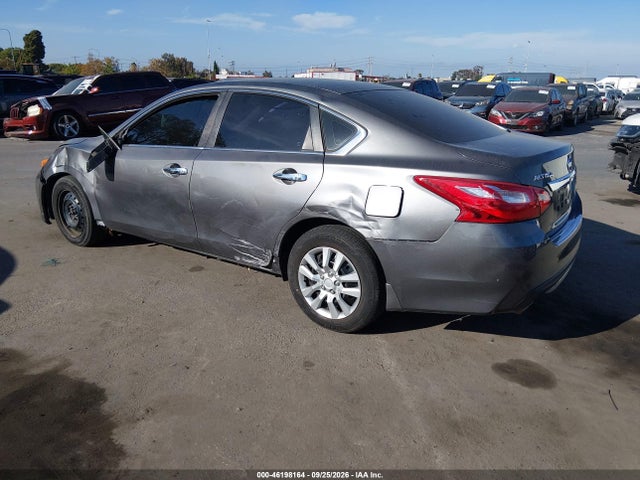 Nissan Altima 2.5 S 2016 1N4AL3AP3GC190545 Image 3