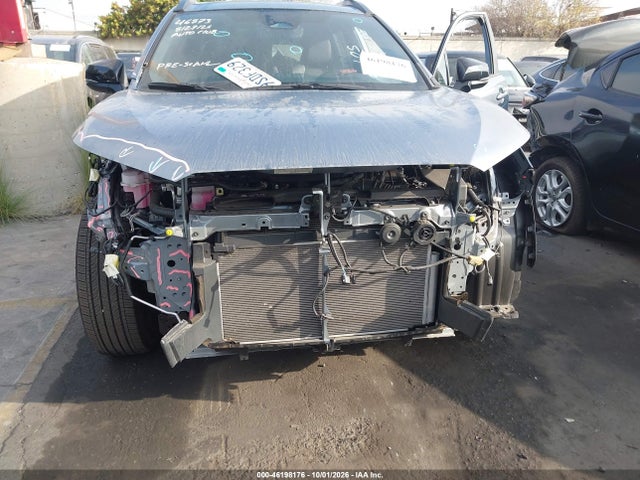 Продажа на аукционе авто 2025 Toyota Corolla Cross Hybrid Xse, vin: 7MUFBABG8SV065754, номер лота: 46198176