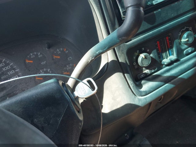 Aukcja sprzedaży 2004 Chevrolet Silverado 2500hd Ls, vin: 1GCHC23U64F242248, numer aukcji: 46198183