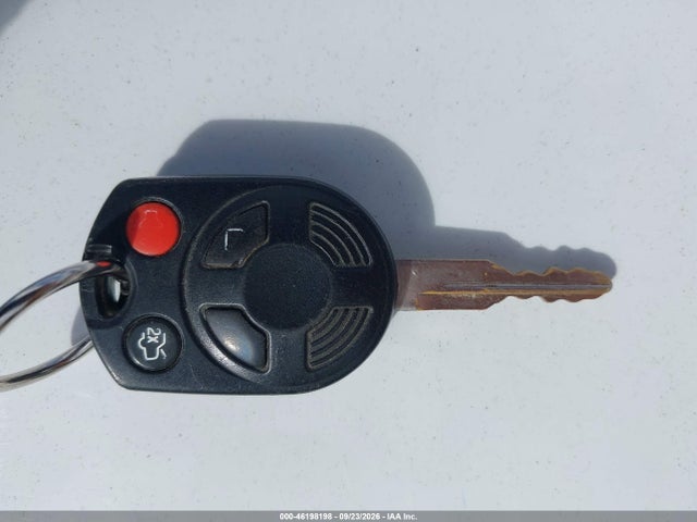 46198198 :رقم المزاد ، 1FMCU9DG6BKA08975 vin ، 2011 Ford Escape Xlt مزاد بيع