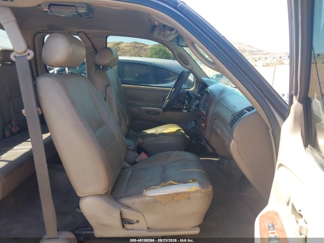 46198266 :رقم المزاد ، 5TBRT381XYS030637 vin ، 2000 Toyota Tundra Limited مزاد بيع