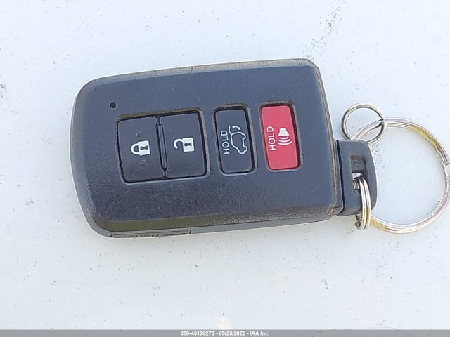 Продажа на аукционе авто 2016 Toyota Highlander Xle, vin: 5TDKKRFH1GS506271, номер лота: 46198273