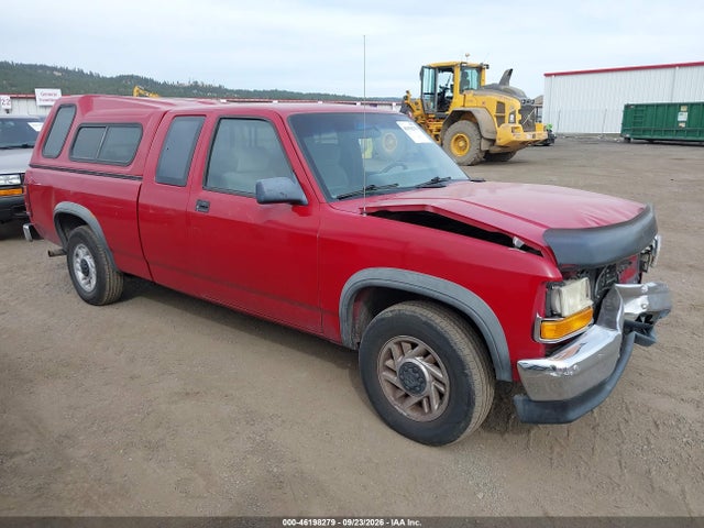 1992 Dodge Dakota მანქანა იყიდება აუქციონზე, vin: 1B7FL23X4NS521028, აუქციონის ნომერი: 46198279