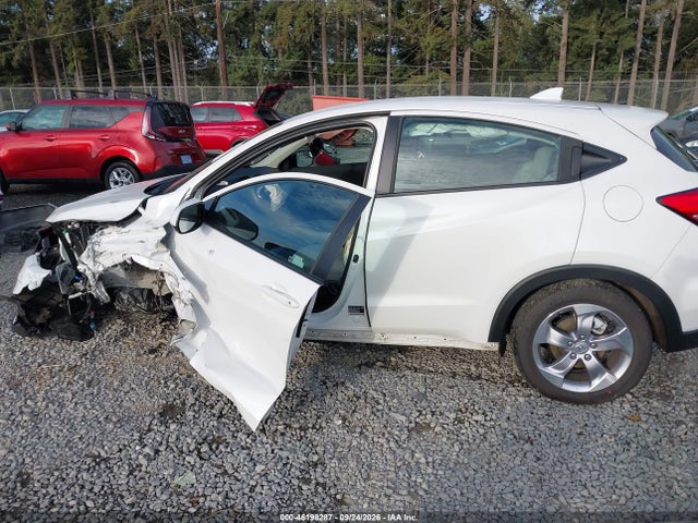 3CZRU6H34NM723832 Honda Hr-v Awd Lx