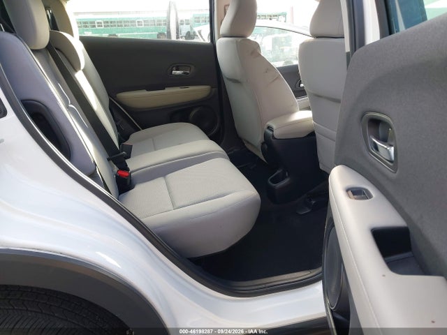 3CZRU6H34NM723832 Honda Hr-v Awd Lx