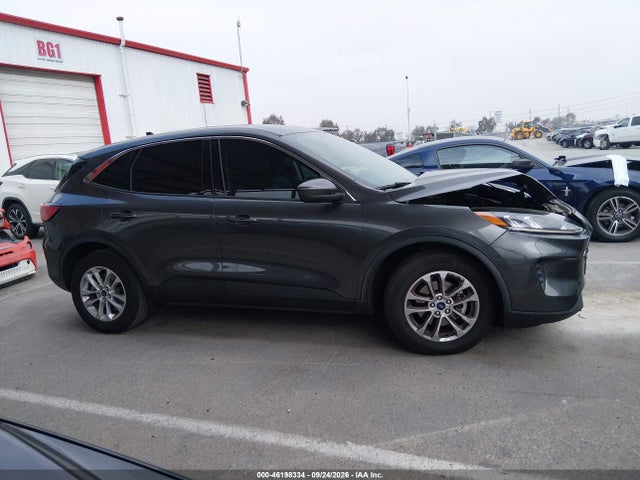 2020 Ford Escape Se მანქანა იყიდება აუქციონზე, vin: 1FMCU0G64LUC62429, აუქციონის ნომერი: 46198334