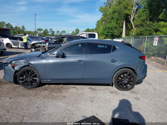 Продаж на аукціоні авто 2021 Mazda Paquete De Escotilla Mazda3 Premium, vin: JM1BPAML2M1326610, номер лоту: 46198374