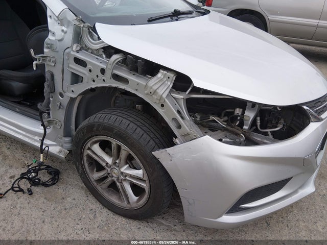 Продажа на аукционе авто 2018 Chevrolet Cruze Lt Auto, vin: 1G1BE5SM5J7157841, номер лота: 46198384