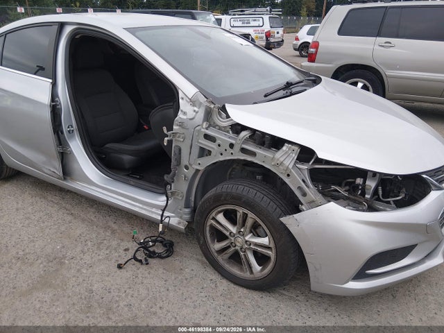 Продажа на аукционе авто 2018 Chevrolet Cruze Lt Auto, vin: 1G1BE5SM5J7157841, номер лота: 46198384