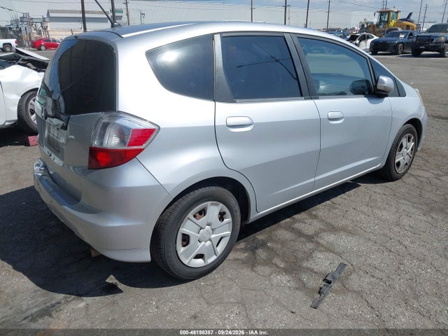 2013 Honda Fit მანქანა იყიდება აუქციონზე, vin: JHMGE8H35DC007896, აუქციონის ნომერი: 46198387