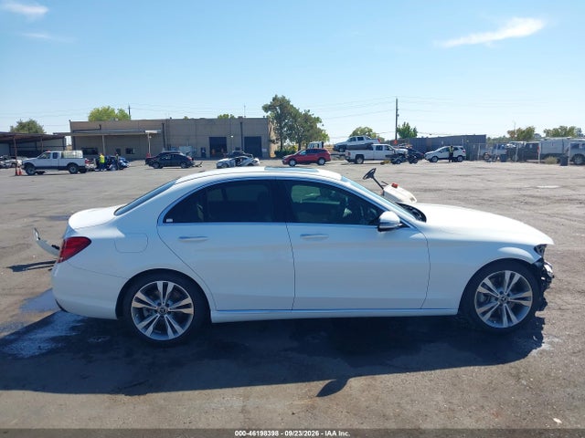55SWF4JB4JU273332 Mercedes-Benz C 300