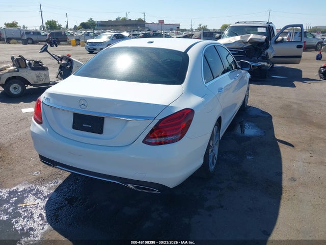 55SWF4JB4JU273332 Mercedes-Benz C 300