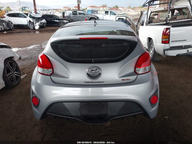 2015 Hyundai Veloster Turbo მანქანა იყიდება აუქციონზე, vin: KMHTC6AE3FU238603, აუქციონის ნომერი: 46198415