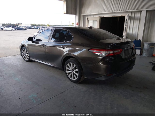 Продаж на аукціоні авто 2019 Toyota Camry Le, vin: 4T1B11HK7KU697367, номер лоту: 46198446