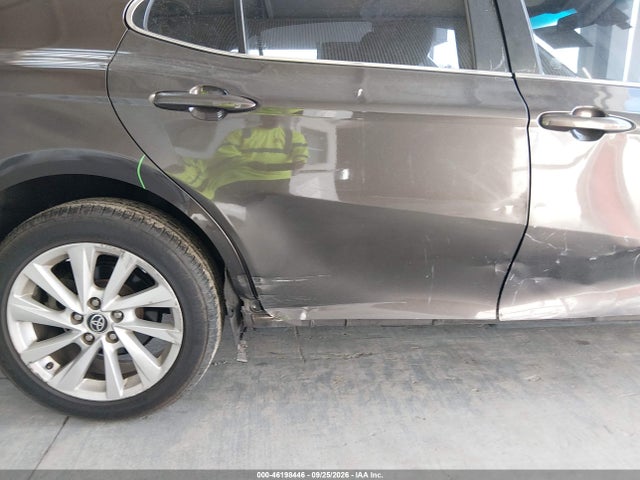 Продаж на аукціоні авто 2019 Toyota Camry Le, vin: 4T1B11HK7KU697367, номер лоту: 46198446