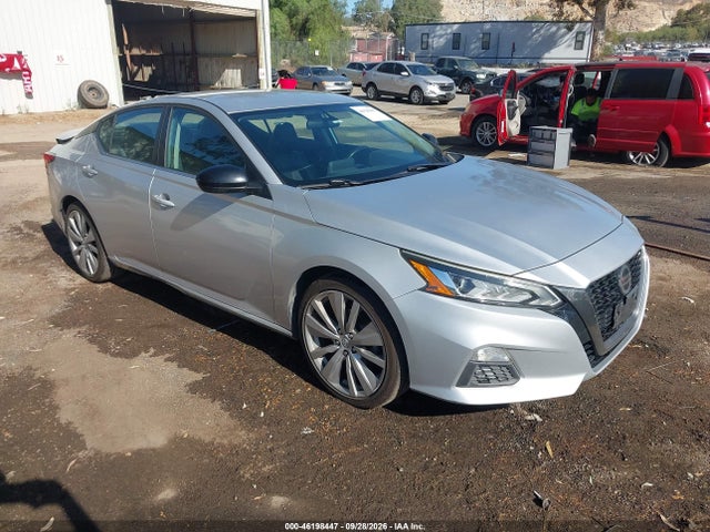 2019 1N4BL4CV6KC128992 головне зображення