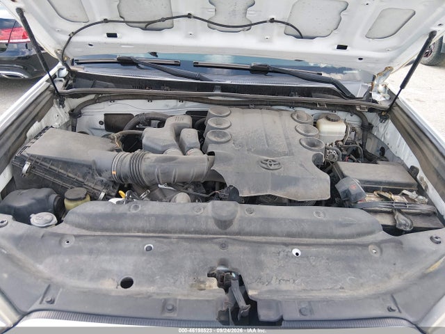 46198523 :رقم المزاد ، JTEZU5JR4E5079636 vin ، 2014 Toyota 4runner Sr5 Premium مزاد بيع
