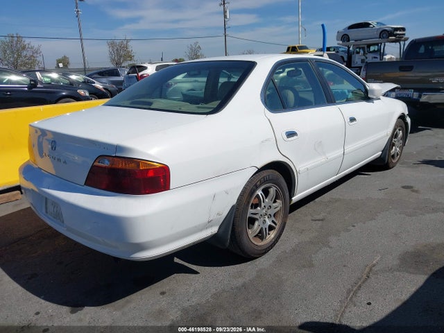 Продажа на аукционе авто 2000 Acura Tl 3.2 W/navigation System (a5), vin: 19UUA5677YA008068, номер лота: 46198528