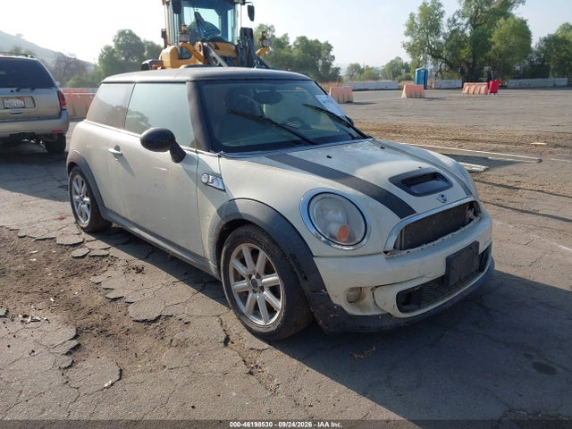2011 Mini Cooper S მანქანა იყიდება აუქციონზე, vin: WMWSV3C57BTY16141, აუქციონის ნომერი: 46198530