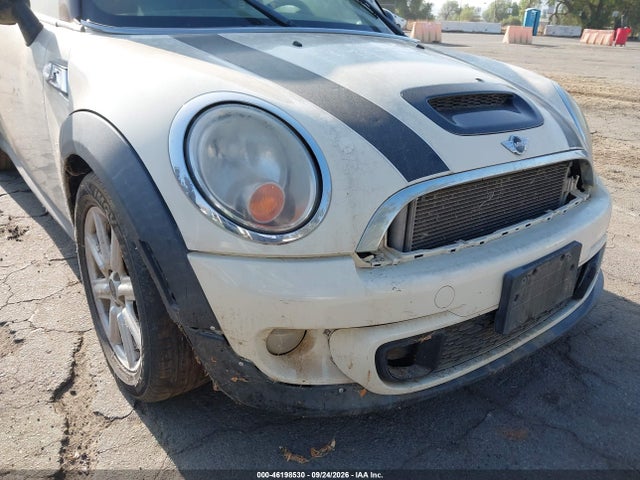 2011 Mini Cooper S მანქანა იყიდება აუქციონზე, vin: WMWSV3C57BTY16141, აუქციონის ნომერი: 46198530