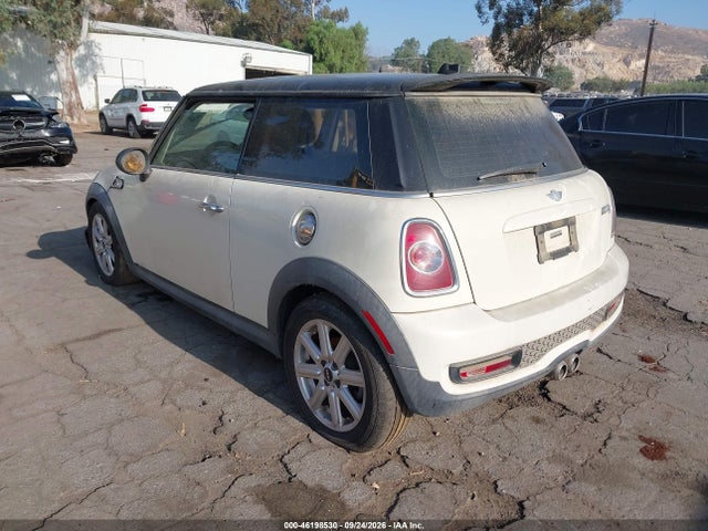2011 Mini Cooper S მანქანა იყიდება აუქციონზე, vin: WMWSV3C57BTY16141, აუქციონის ნომერი: 46198530