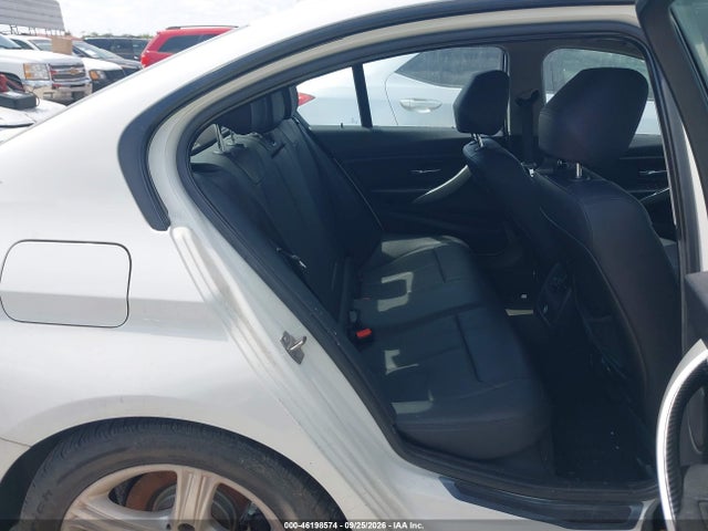 46198574 :رقم المزاد ، WBA3C1C54DF435881 vin ، 2013 Bmw 3 Series 328i مزاد بيع
