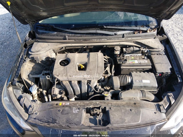 5NPD84LF5HH175327 Hyundai ELANTRA SE