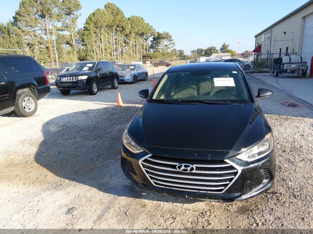 5NPD84LF5HH175327 Hyundai ELANTRA SE