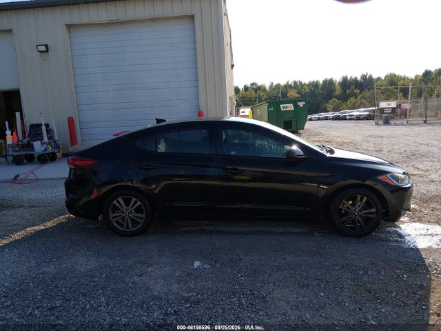 5NPD84LF5HH175327 Hyundai ELANTRA SE