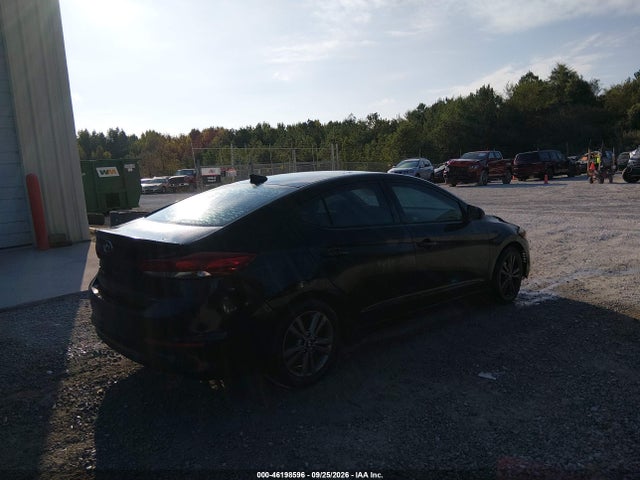 5NPD84LF5HH175327 Hyundai ELANTRA SE