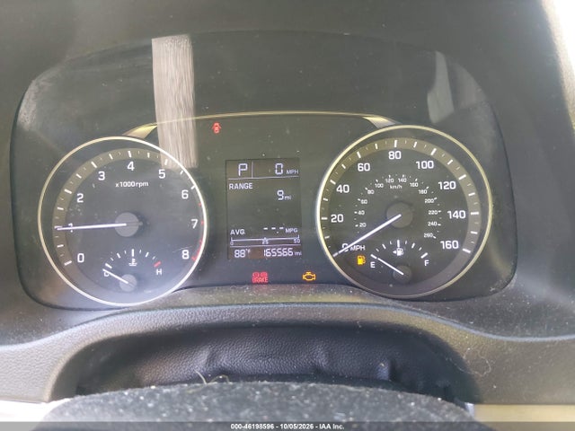 5NPD84LF5HH175327 Hyundai ELANTRA SE
