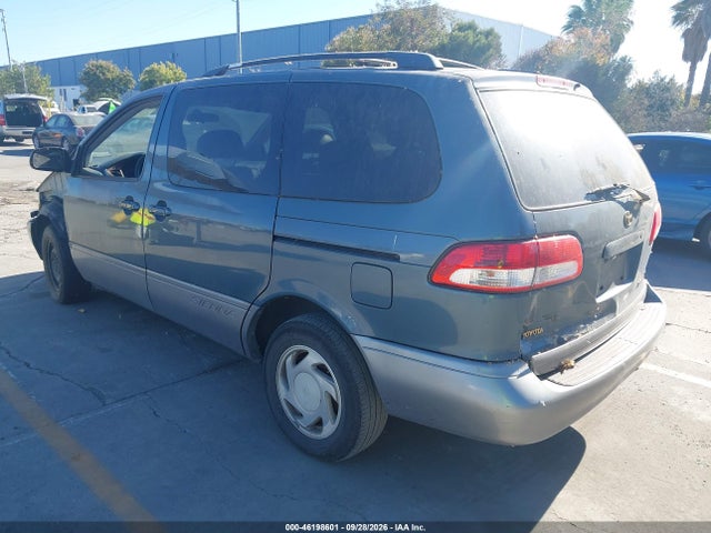 2001 Toyota Sienna Xle მანქანა იყიდება აუქციონზე, vin: 4T3ZF13C21U334626, აუქციონის ნომერი: 46198601