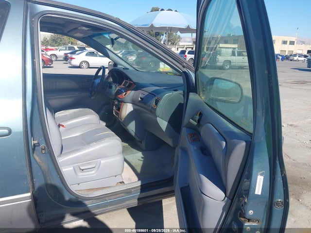 2001 Toyota Sienna Xle მანქანა იყიდება აუქციონზე, vin: 4T3ZF13C21U334626, აუქციონის ნომერი: 46198601