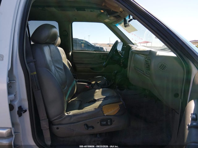 Aukcja sprzedaży 2000 Gmc Jimmy Slt Luxury, vin: 1GKDT13W8Y2381325, numer aukcji: 46198656