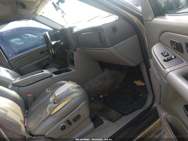 2004 Chevrolet Tahoe Lt მანქანა იყიდება აუქციონზე, vin: 1GNEC13ZX4R145228, აუქციონის ნომერი: 46198662