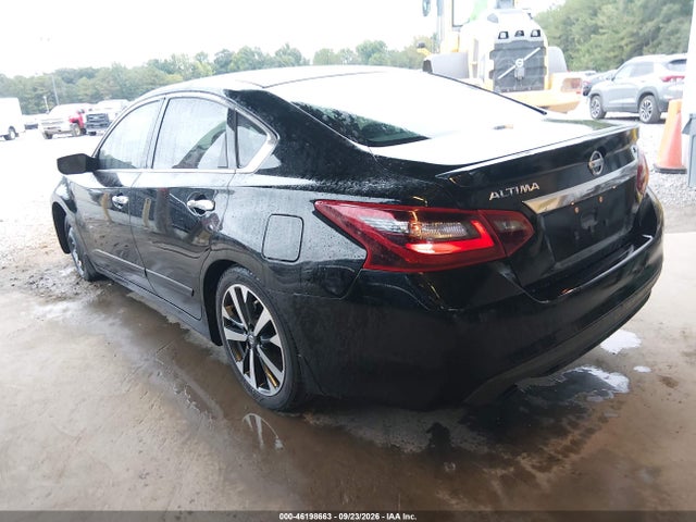 46198663 :رقم المزاد ، 1N4AL3AP3HC165047 vin ، 2017 Nissan Altima 2.5 Sr مزاد بيع