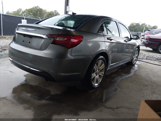 2013 Chrysler 200 Touring მანქანა იყიდება აუქციონზე, vin: 1C3CCBBB5DN545185, აუქციონის ნომერი: 46198697
