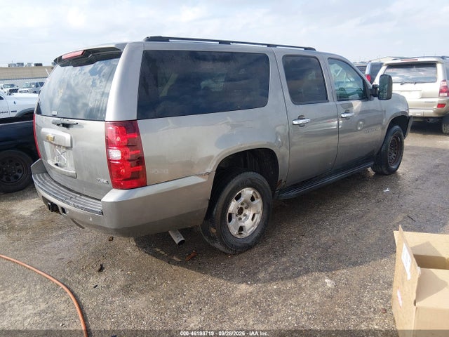 46198719 :رقم المزاد ، 1GNFK16327R390012 vin ، 2007 Chevrolet Suburban 1500 Lt مزاد بيع