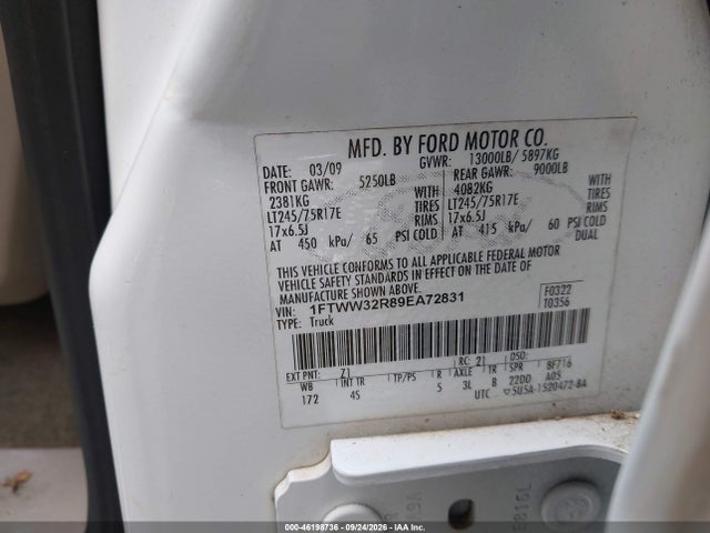 46198736 :رقم المزاد ، 1FTWW32R89EA72831 vin ، 2009 Ford Super Duty F-350 Drw Lariat مزاد بيع