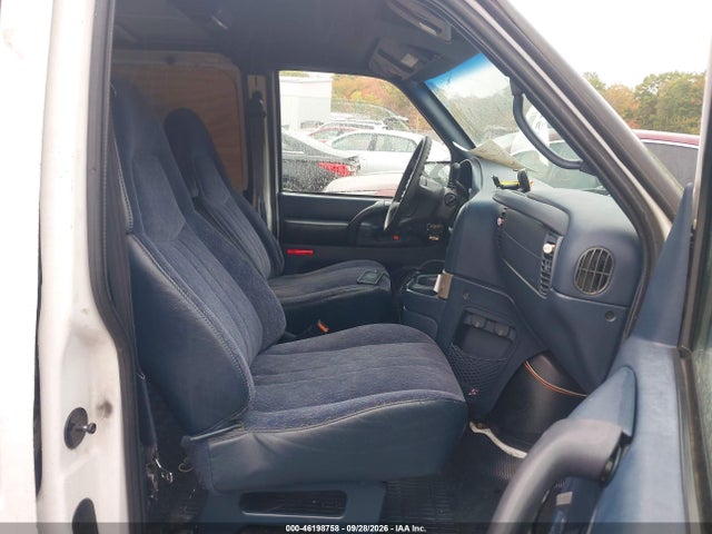 46198758 :رقم المزاد ، 1GCDM19W8WB208529 vin ، 1998 Chevrolet Astro مزاد بيع