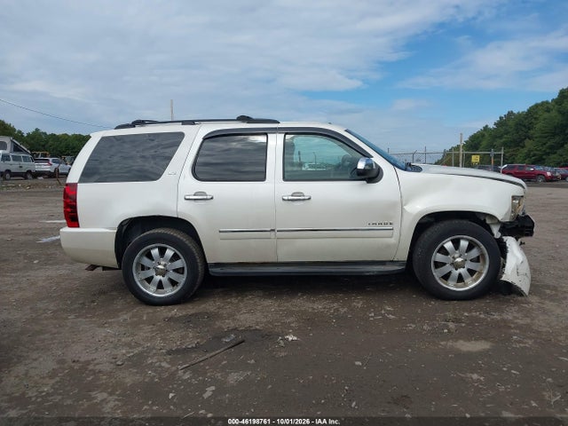 46198761 :رقم المزاد ، 1GNSKCE06BR379640 vin ، 2011 Chevrolet Tahoe Ltz مزاد بيع