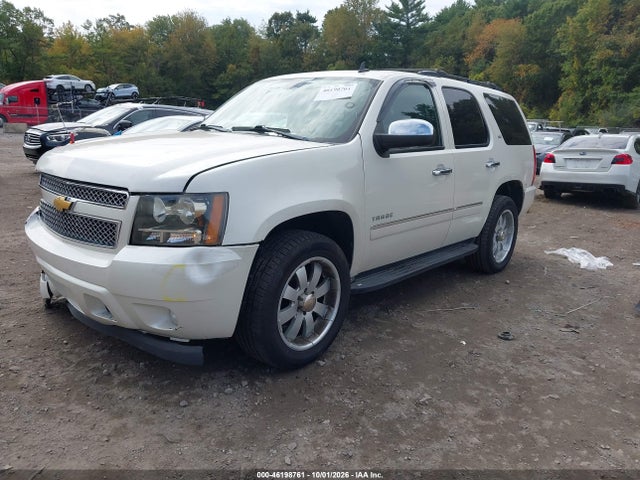 46198761 :رقم المزاد ، 1GNSKCE06BR379640 vin ، 2011 Chevrolet Tahoe Ltz مزاد بيع