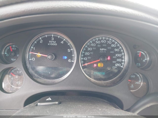 46198761 :رقم المزاد ، 1GNSKCE06BR379640 vin ، 2011 Chevrolet Tahoe Ltz مزاد بيع
