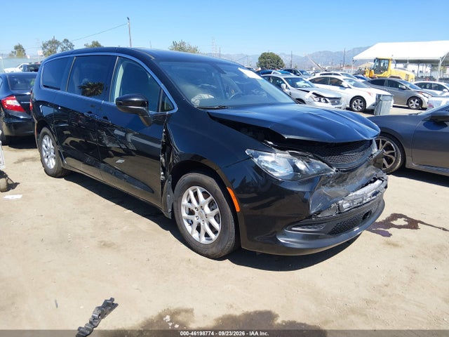 2022 Chrysler Voyager Lx მანქანა იყიდება აუქციონზე, vin: 2C4RC1CG1NR102966, აუქციონის ნომერი: 46198774