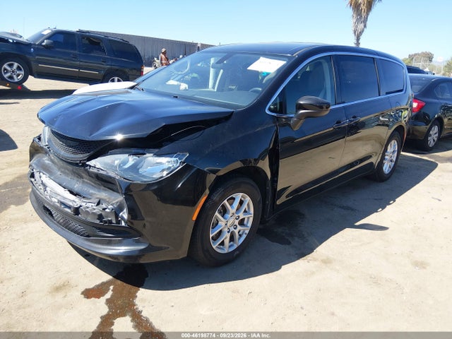 2022 Chrysler Voyager Lx მანქანა იყიდება აუქციონზე, vin: 2C4RC1CG1NR102966, აუქციონის ნომერი: 46198774