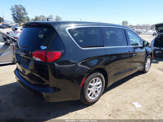 2022 Chrysler Voyager Lx მანქანა იყიდება აუქციონზე, vin: 2C4RC1CG1NR102966, აუქციონის ნომერი: 46198774