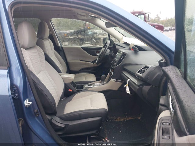 46198781 :رقم المزاد ، JF2SKADC1RH457588 vin ، 2024 Subaru Forester Premium مزاد بيع