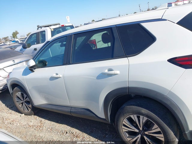 Продажа на аукционе авто 2023 Nissan Rogue Sv Fwd, vin: 5N1BT3BA5PC795249, номер лота: 46198790